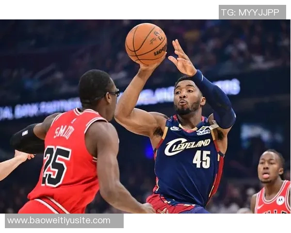 米切尔回应下半场零分表现称双腿沉重并无大碍